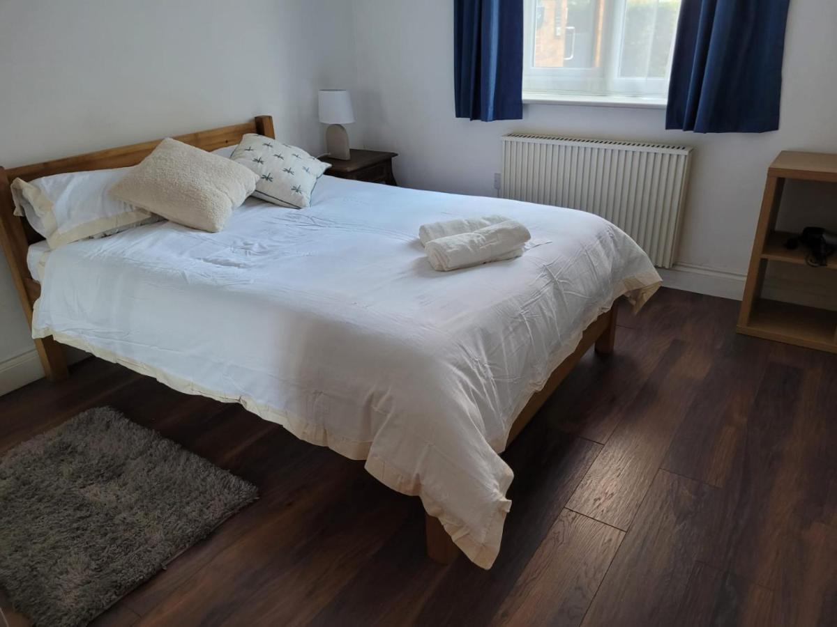 Appartamento Comfortable Two Bedroom Modern *
